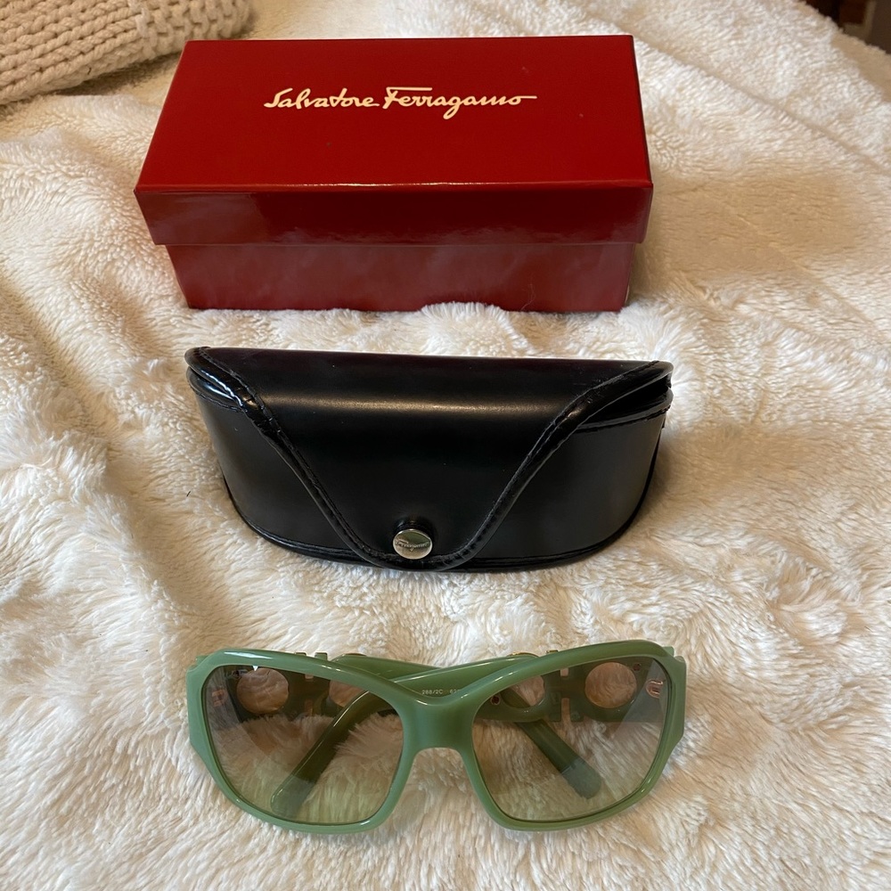 SALVATORE FERRAGAMO SUNGLASSES